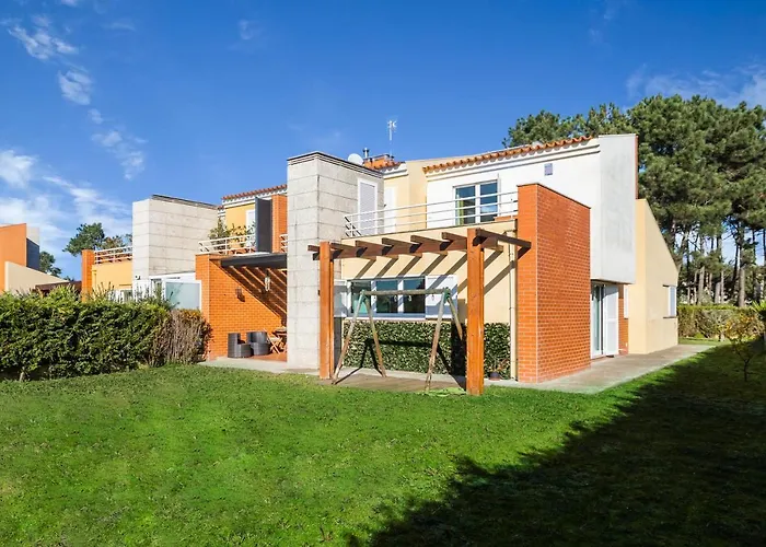 Vila Furadouro Sunny Family